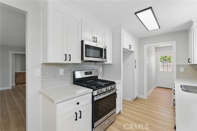 Detail Gallery Image 11 of 32 For 5105 Acacia Ave, San Bernardino,  CA 92407 - 3 Beds | 2 Baths