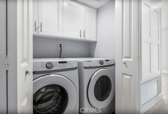 529 W 80th Street, Los Angeles CA: https://media.crmls.org/medias/9fa99ab8-253f-4495-92b6-0ab88f5de930.jpg