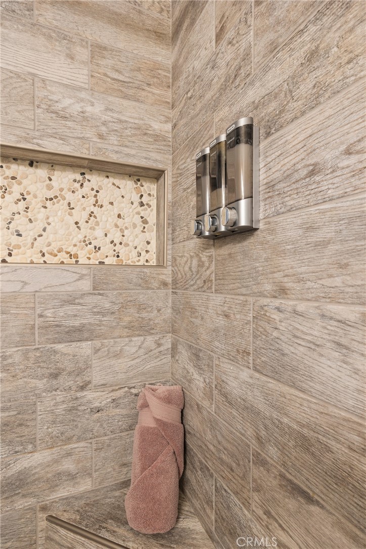 MLS #OC25274170 image #32