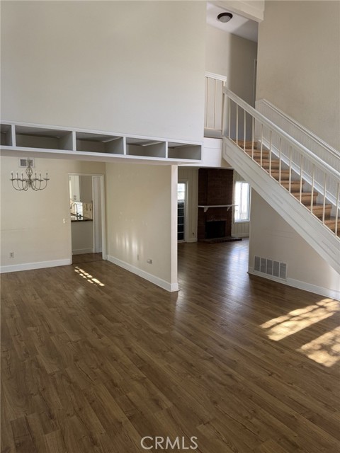 22081 Broken Bow Drive, Lake Forest CA: https://media.crmls.org/medias/9fa9bd9a-4343-4f96-bd6a-d8aea83f2836.jpg