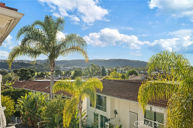 Detail Gallery Image 13 of 32 For 2315 Caringa, Carlsbad,  CA 92009 - 2 Beds | 2 Baths