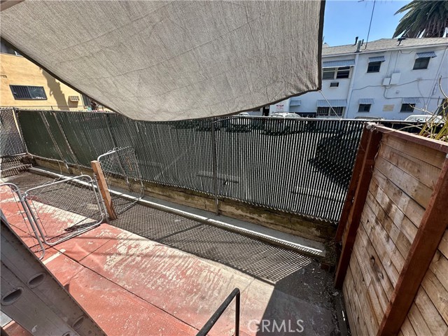 Detail Gallery Image 9 of 18 For 1760 N Las Palmas Ave, Los Angeles,  CA 90028 - 2 Beds | 1 Baths