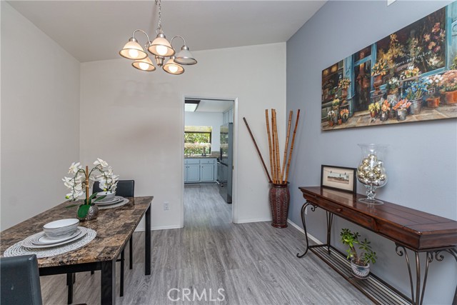 Detail Gallery Image 9 of 32 For 13982 Olive Grove, Sylmar,  CA 91342 - 2 Beds | 2 Baths