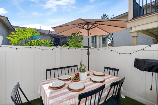 16873 Donwest, Tustin CA: https://media.crmls.org/medias/9fac424b-12dd-43d0-8e28-6f9940180c64.jpg