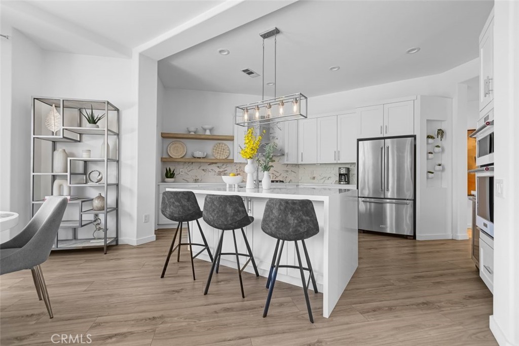 MLS #OC24101277 img 2