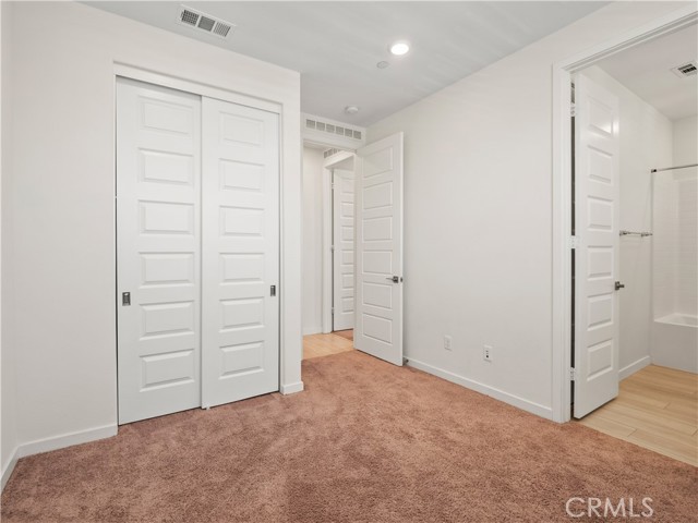 Detail Gallery Image 31 of 41 For 27148 Valley Oak Pl, Valencia,  CA 91381 - 4 Beds | 4 Baths