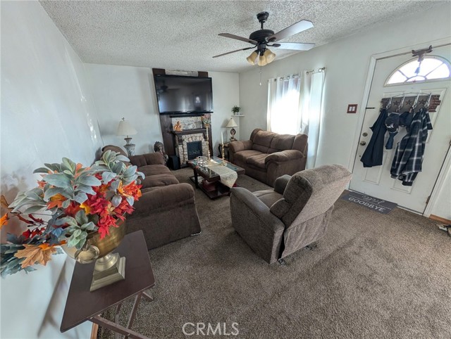 Detail Gallery Image 9 of 21 For 1333 Windsor Dr, San Bernardino,  CA 92404 - 3 Beds | 1 Baths