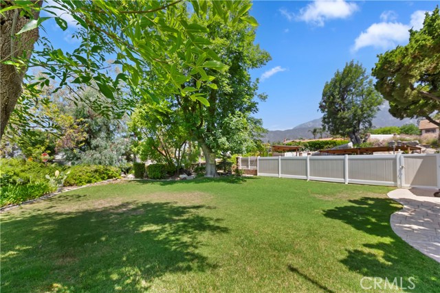 Image 8 of 56 For 8100 Sunflower Avenue