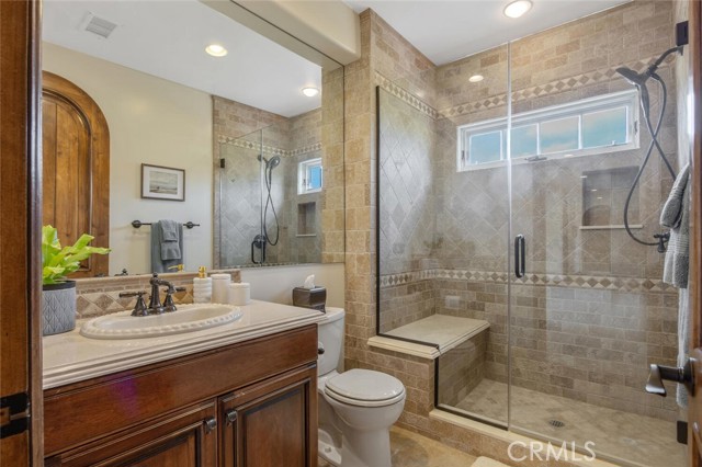 25769 Oak Leaf Court, Valencia CA: https://media.crmls.org/medias/9faf5cad-f4a4-43bb-9a76-14d134f37e0c.jpg