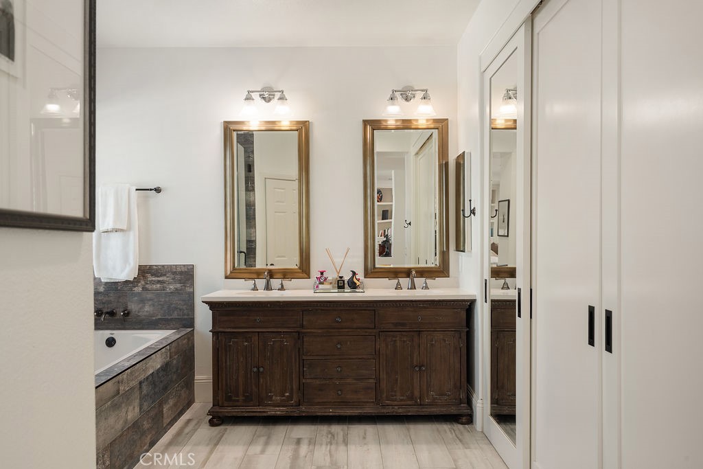 MLS #OC26159376 image #30