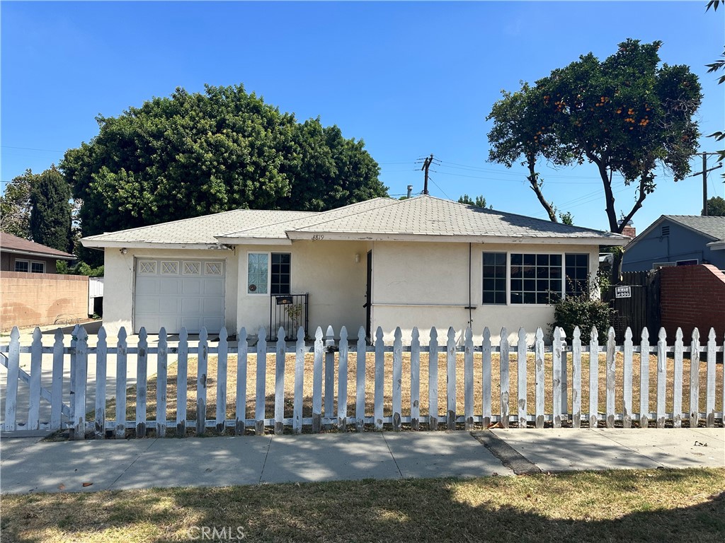 3819 E La Jara Street