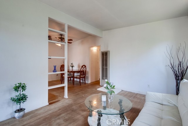327 S 35th Street, San Diego CA: https://media.crmls.org/medias/9fb0619c-db3a-4a85-a87a-399d9dd75ebc.jpg
