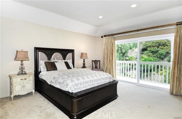 Detail Gallery Image 7 of 12 For 3940 San Antonio Rd, Yorba Linda,  CA 92886 - 5 Beds | 3 Baths