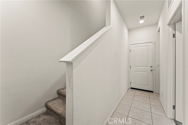 Detail Gallery Image 5 of 31 For 18443 Montage, Northridge,  CA 91324 - 3 Beds | 4 Baths