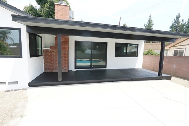 10345 Blucher Avenue, Granada Hills CA: https://media.crmls.org/medias/9fb17ac3-34e1-49b9-b3c0-fff56b8f08b6.jpg