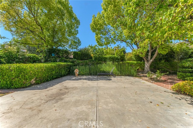 Detail Gallery Image 34 of 37 For 5701 Green Meadow, Agoura Hills,  CA 91301 - 4 Beds | 3/1 Baths