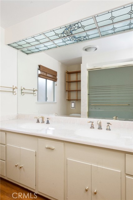 Detail Gallery Image 22 of 33 For 1717 Riverside Dr, Glendale,  CA 91201 - 2 Beds | 1 Baths