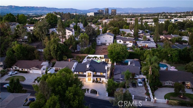 Detail Gallery Image 69 of 75 For 22269 Avenue San Luis, Woodland Hills,  CA 91364 - 5 Beds | 5/1 Baths