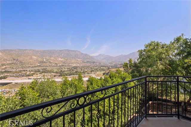 Detail Gallery Image 30 of 41 For 9369 Hillrose, Sunland,  CA 91040 - 4 Beds | 4 Baths