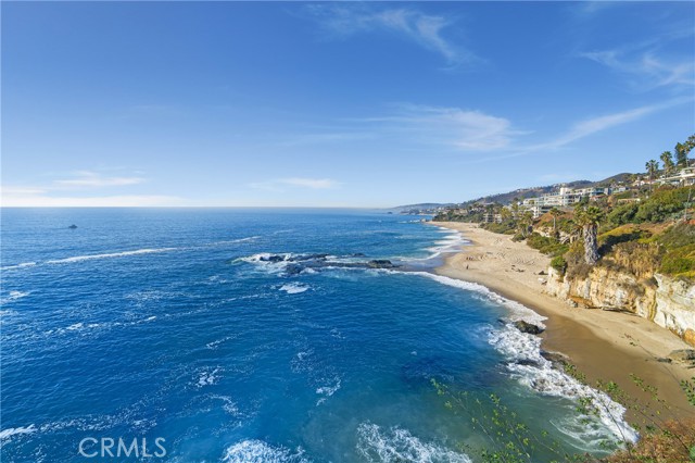 Detail Gallery Image 1 of 25 For 31561 Table Rock Dr #211,  Laguna Beach,  CA 92651 - 2 Beds | 2 Baths