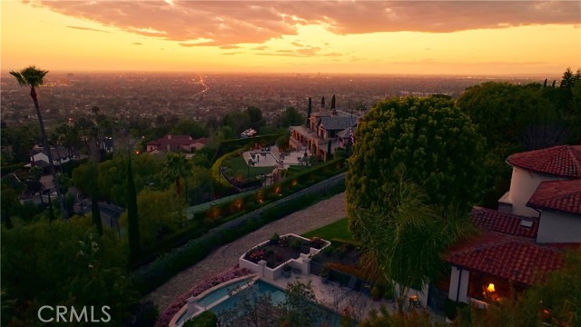 property-img