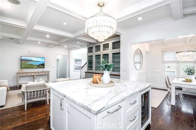 501 6th Place, Manhattan Beach, California 90266, 4 Bedrooms Bedrooms, ,2 BathroomsBathrooms,Residential,Sold,6th,SB23176896