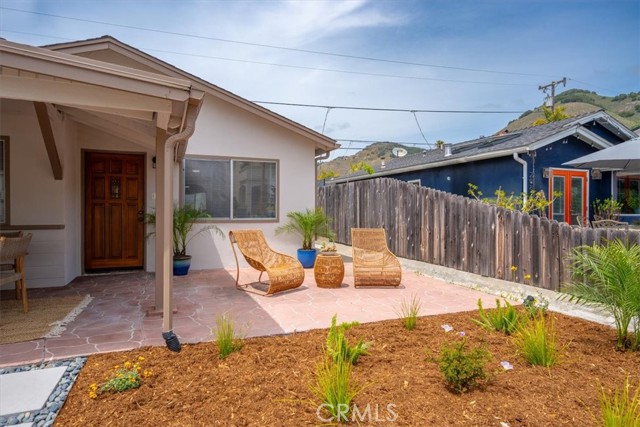 214 Placentia Avenue, Pismo Beach CA: https://media.crmls.org/medias/9fb4f31c-5624-4ba7-b35a-331668768aaf.jpg