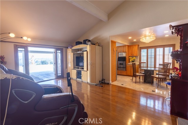 Detail Gallery Image 9 of 22 For 19931 Crestknoll Dr, Yorba Linda,  CA 92886 - 4 Beds | 2 Baths