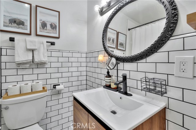 Detail Gallery Image 19 of 51 For 6514 Coldwater Canyon Ave, Valley Village,  CA 91606 - 4 Beds | 3 Baths