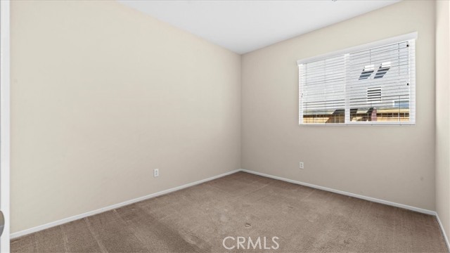 Detail Gallery Image 10 of 22 For 11768 Tiffany, Victorville,  CA 92392 - 3 Beds | 2 Baths