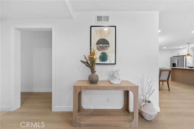 Detail Gallery Image 3 of 34 For 1120 Sesmas, Monrovia,  CA 91016 - 4 Beds | 2 Baths