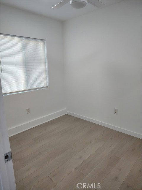 Detail Gallery Image 5 of 7 For 1822 W 41st St, Los Angeles,  CA 90062 - 2 Beds | 1 Baths