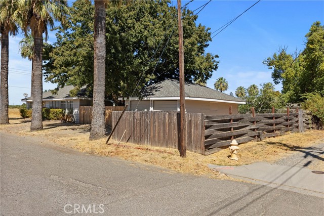 Detail Gallery Image 14 of 19 For 305 5th St, Corning,  CA 96021 - 3 Beds | 1 Baths