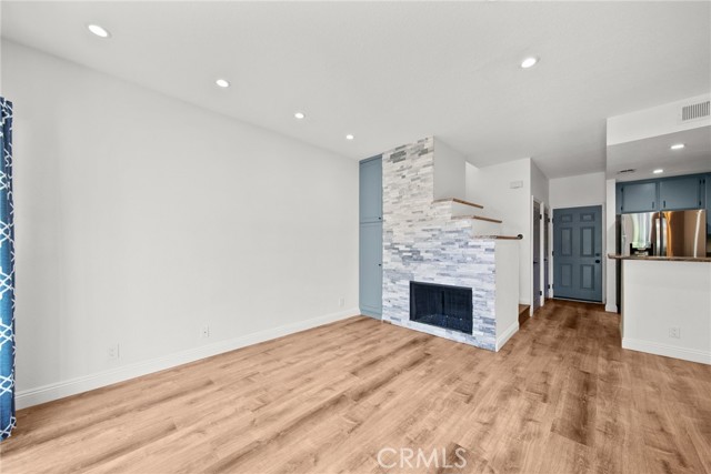 Detail Gallery Image 6 of 37 For 25725 Perlman #127,  Stevenson Ranch,  CA 91381 - 3 Beds | 2/1 Baths