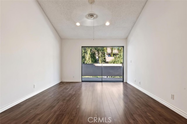 2049 Wheelwright Lane photo 3