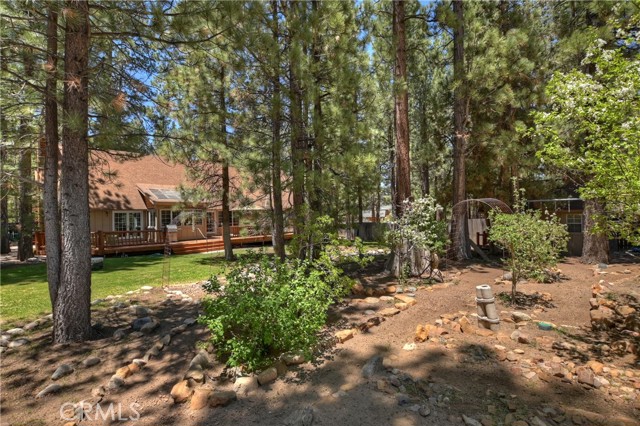 Detail Gallery Image 16 of 44 For 531 Killington Way, Big Bear Lake,  CA 92315 - 4 Beds | 2/1 Baths