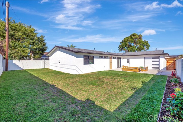 Image 28 of 47 For 16761 Irby Lane