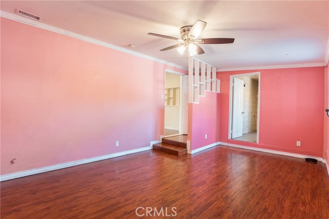 Detail Gallery Image 10 of 17 For 11571 Telegraph, Santa Fe Springs,  CA 90670 - 4 Beds | 2 Baths