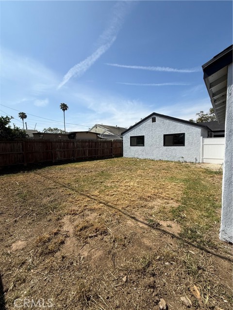 Detail Gallery Image 5 of 23 For 14102 S Parmelee, Compton,  CA 90222 - 3 Beds | 1 Baths