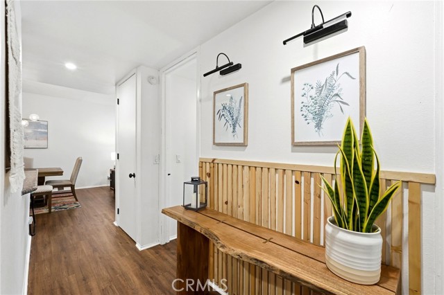 Detail Gallery Image 11 of 54 For 17711 Margate St #103,  Encino,  CA 91316 - 2 Beds | 1/1 Baths