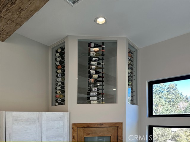 Detail Gallery Image 16 of 73 For 1224 Wolf Creek Ct, Big Bear Lake,  CA 92315 - 6 Beds | 4/1 Baths