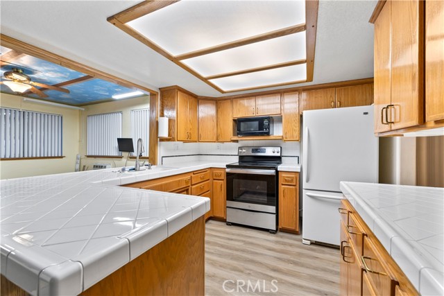 Detail Gallery Image 10 of 43 For 16464 Tullock, Fontana,  CA 92335 - 4 Beds | 2 Baths