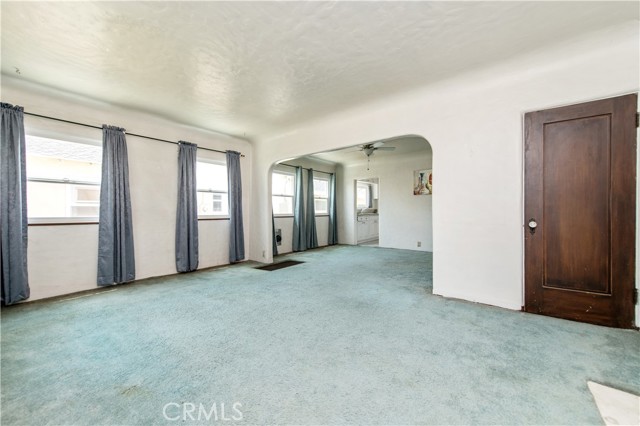 329 N Bushnell Avenue, Alhambra CA: https://media.crmls.org/medias/9fc4594a-eccc-4e5e-a9d5-af79c7cc5a58.jpg