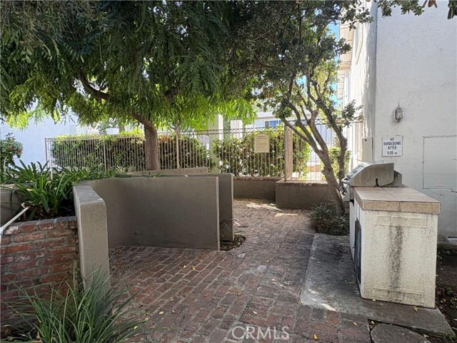 Detail Gallery Image 25 of 32 For 18619 Collins #F29,  Tarzana,  CA 91356 - 2 Beds | 2 Baths