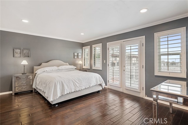 202 Lucia Avenue, Redondo Beach, California 90277, 5 Bedrooms Bedrooms, ,3 BathroomsBathrooms,Residential,Sold,Lucia,SB21191520