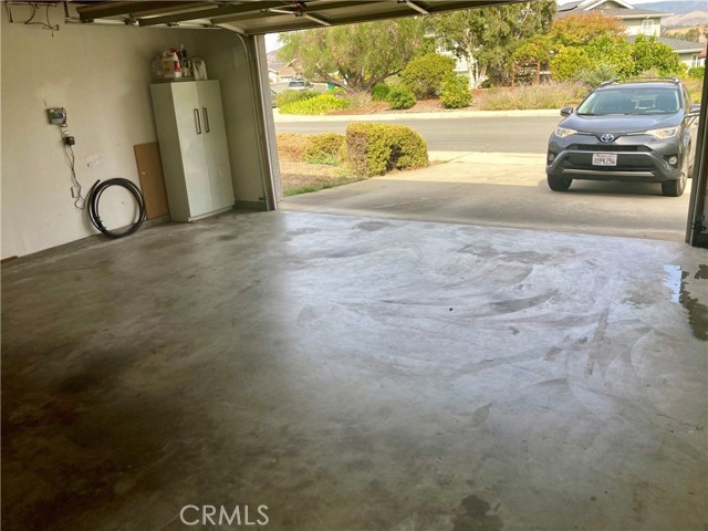 Detail Gallery Image 25 of 27 For 841 Vista Del Collados, San Luis Obispo,  CA 93405 - 3 Beds | 3 Baths