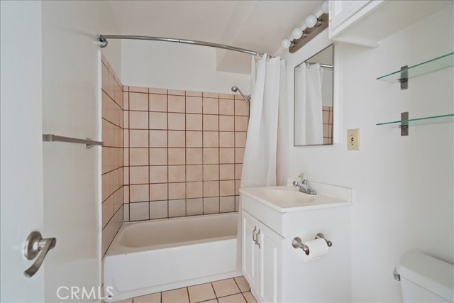 Detail Gallery Image 6 of 13 For 3819 Stockbridge Ave, Los Angeles,  CA 90032 - 1 Beds | 1 Baths