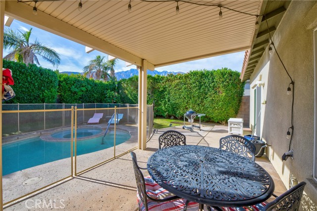 Detail Gallery Image 32 of 38 For 975 Alta Cresta, Palm Springs,  CA 92262 - 4 Beds | 3 Baths