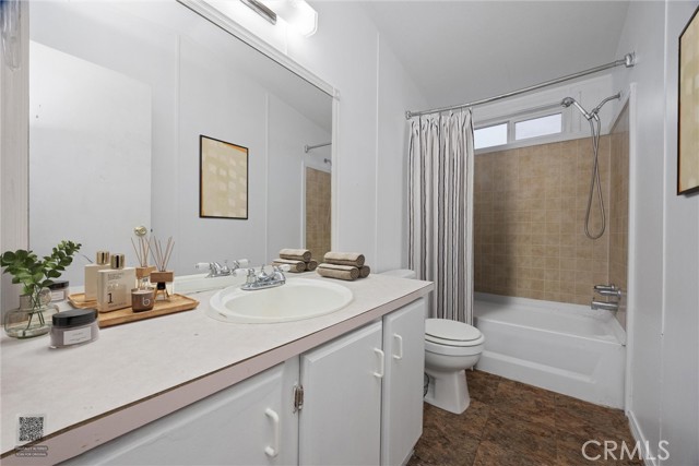 Detail Gallery Image 7 of 31 For 14035 Rosedale Hwy #7,  Bakersfield,  CA 93314 - 2 Beds | 2 Baths