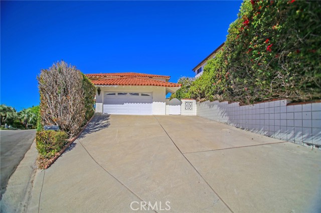 Detail Gallery Image 4 of 24 For 308 E Avenida Cordoba, San Clemente,  CA 92672 - 4 Beds | 2/1 Baths